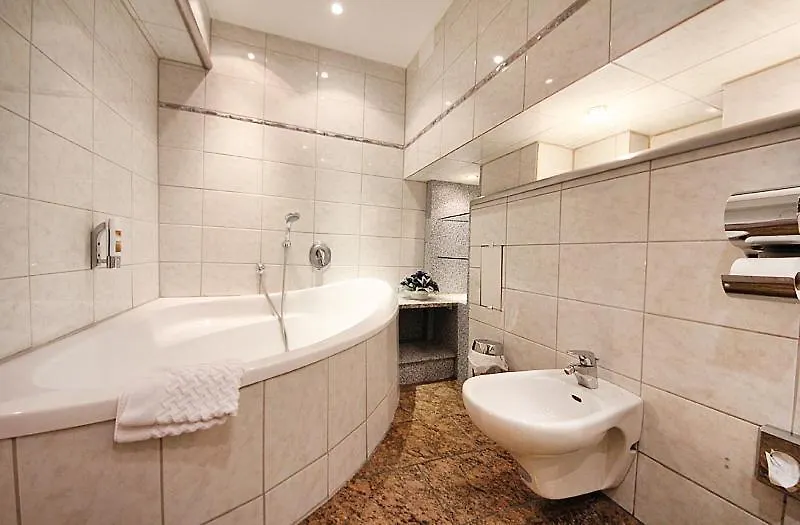 City Pension Storch II Kolín nad Rýnem 3*,  Německo